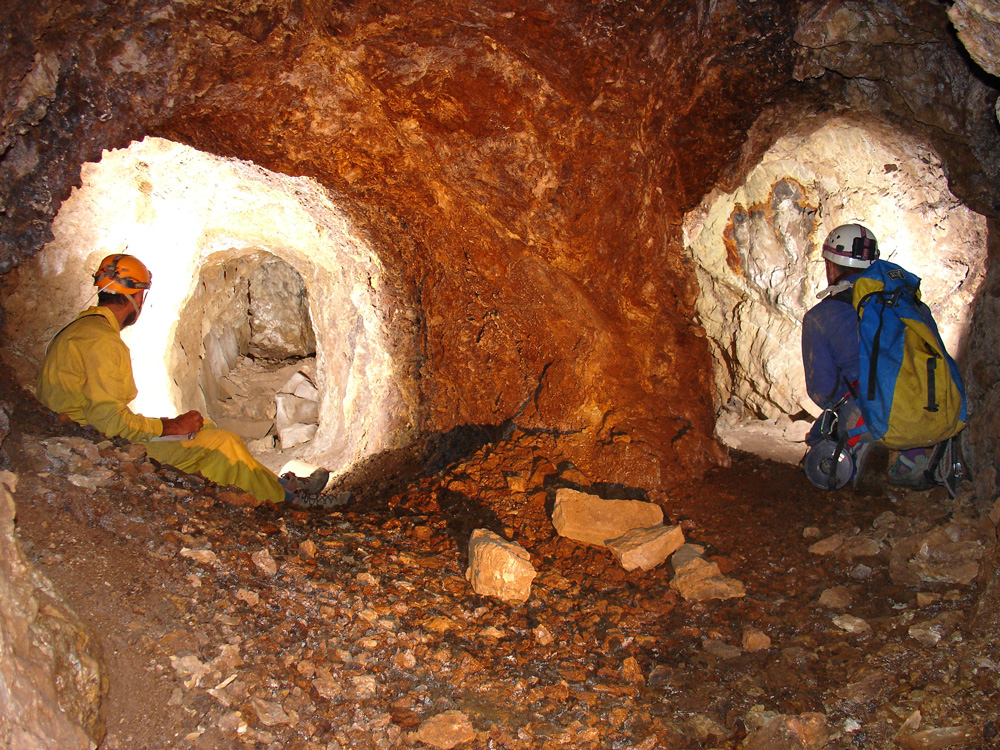 Interior de la Mina de Olmacedo